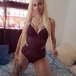 Emma, eine schöne und diskrete Frau. Bild