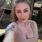 Deutsche Lucy will in Stuttgart gefickt werden. Bild