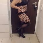 Melanie macht für jeden die Beine breit Bild