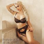 Deutsche Diana, blondes Feuer und deutsche Eleganz. Bild