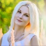 Geile Jessica, meine Muschi tropft schon  Angebote sie-sucht-ihn