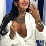 Iza 36, eine richtige geile Sexbombe. Angebote sie-sucht-ihn