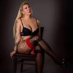 Deutsche Melina Bizzar Lady. Hey there, suche nach einem besonderen Erlebnis? Angebote fetischbdsm